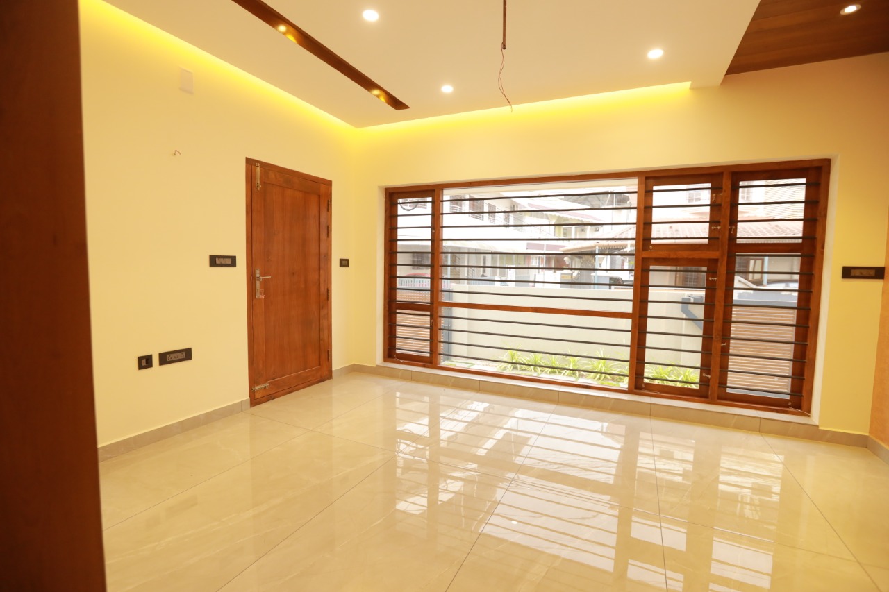 WhatsApp Image 2024-02-27 at 8.30.02 PM (1)